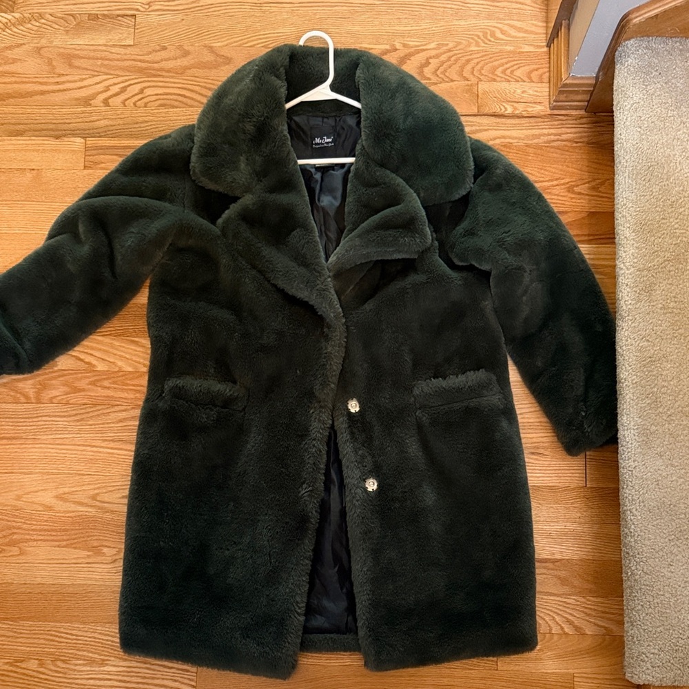 Chic Dark Green Faux Fur Coat